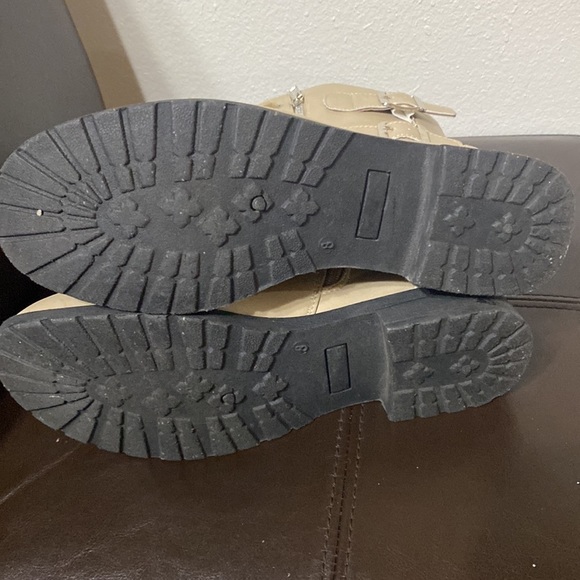 Charlotte Russe Zip Boots. Women’s Size 8 - Picture 5 of 6